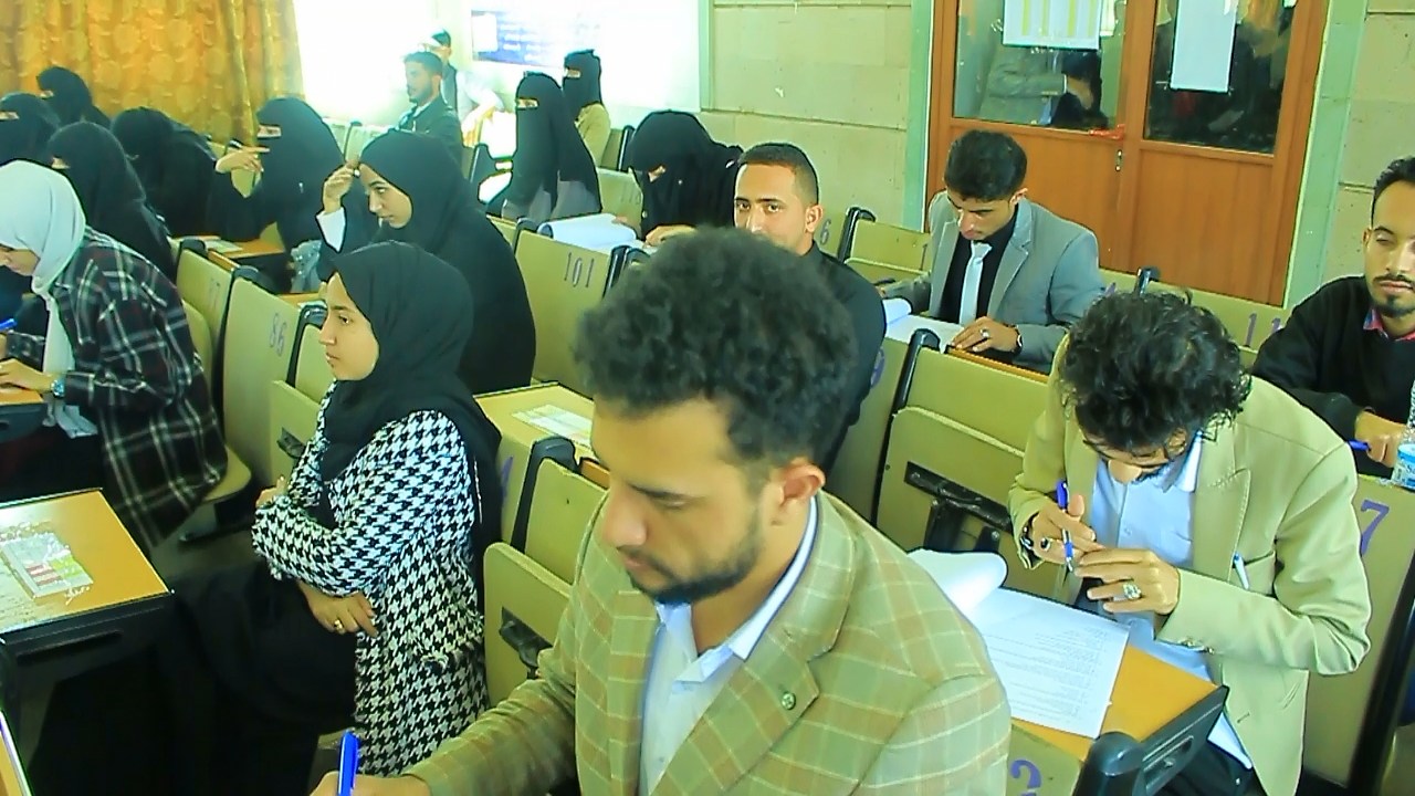 ألف و854 من حملة البكالوريوس يؤدون اختبارات رخصة مزاولة المهنة الطبية الأربعاء، 23 شعبان 1444هـ الموافق 15 مارس 2023