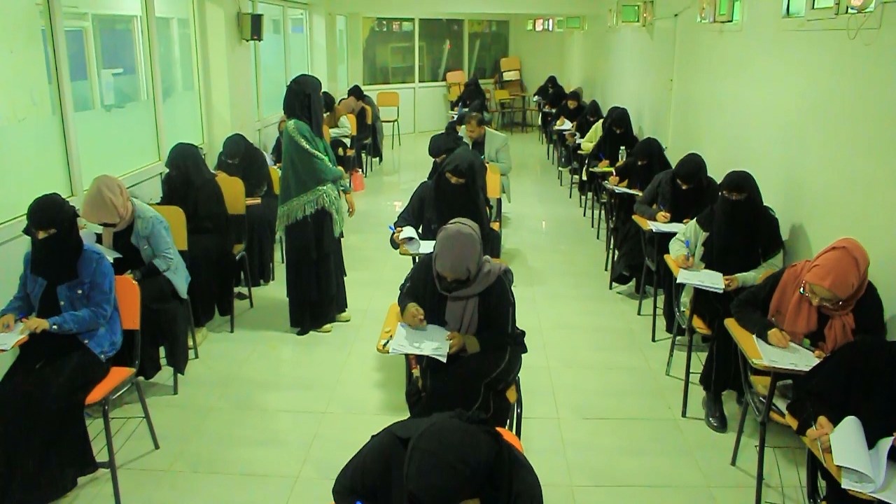 ألف و854 من حملة البكالوريوس يؤدون اختبارات رخصة مزاولة المهنة الطبية الأربعاء، 23 شعبان 1444هـ الموافق 15 مارس 2023