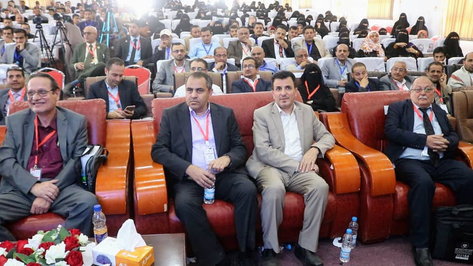 باشراف المجلس الطبي الاعلى وبمشاركة معالي رئيس المجلس ،،  انطلاق اعمال المؤتمر العلمي الطبي الجراحي السنوي الأول الذي تنظمه كلية الطب بجامعة عمران بالشراكة مع هيئة مستشفى الرئيس الشهيد صالح الصماد.