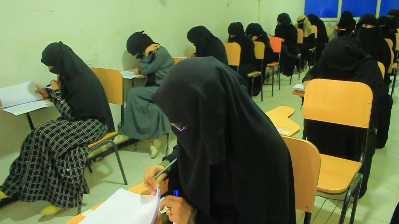 ألف و854 من حملة البكالوريوس يؤدون اختبارات رخصة مزاولة المهنة الطبية الأربعاء، 23 شعبان 1444هـ الموافق 15 مارس 2023